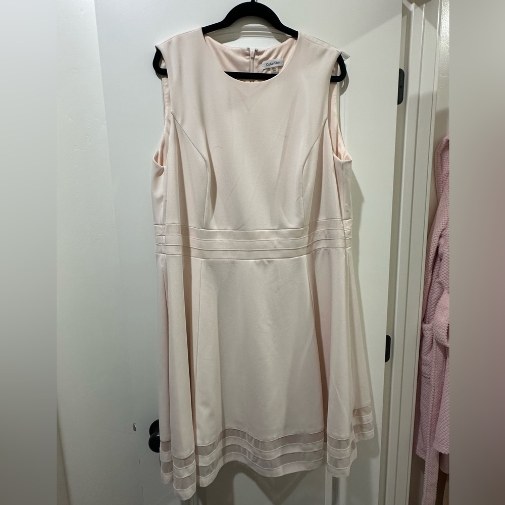 Calvin Klein cream/white dress 22W